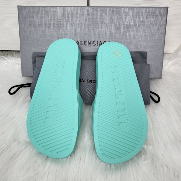 NIB BALENCIAGA Mint and Black Pool Slide Sandal Slippers Size 37 - Picture 8 of 8